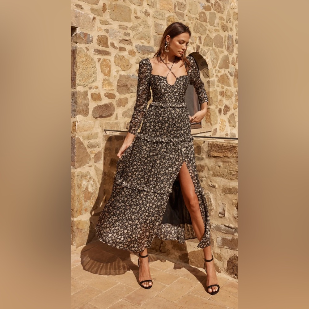 ASTR the label lovestruck floral halter maxi dress size XS.
